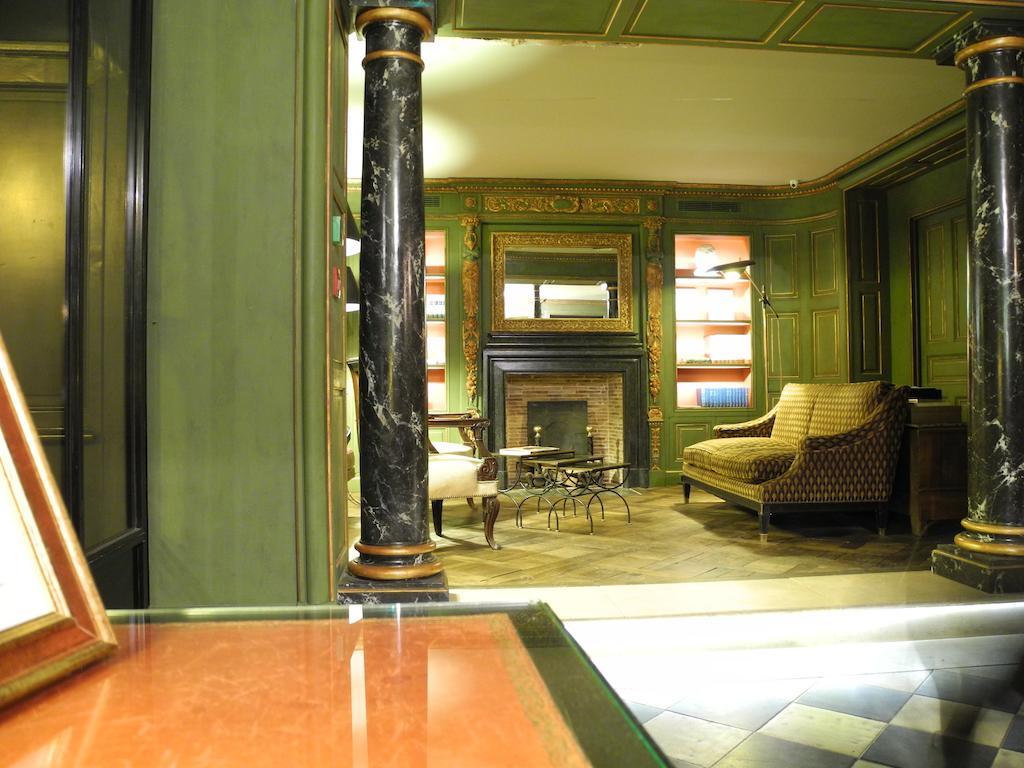 Du Vieux Marais 3* Parigi