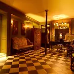 Du Vieux Marais Hotel 3*