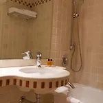 Du Vieux Marais Hotel 3*