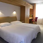 Du Vieux Marais Hotel