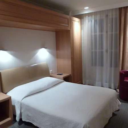 Hotel Du Vieux Marais Paris